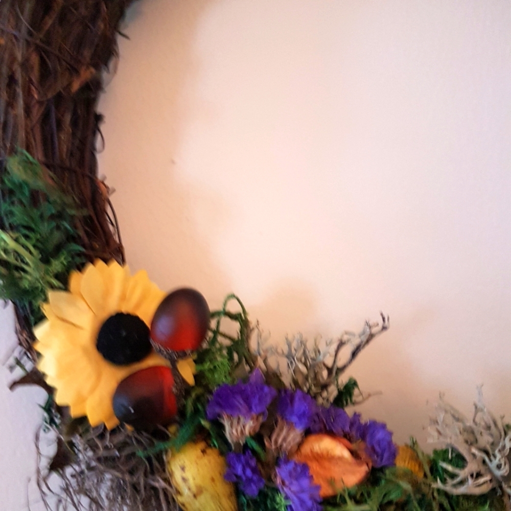 Handmade crescent moon wreath - Picture 4 of 4
